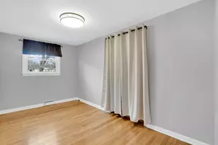 134 Newhouse St, Springfield, MA 01118 - Photo 25