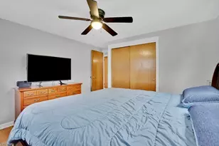 134 Newhouse St, Springfield, MA 01118 - Photo 21