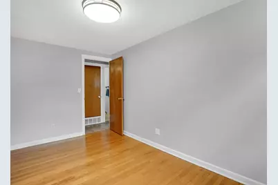 134 Newhouse St, Springfield, MA 01118 - Photo 25