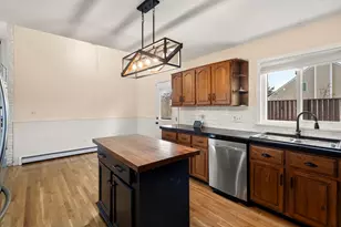 11 Broadmeadow Ln, Abington, MA 02351 - Photo 13