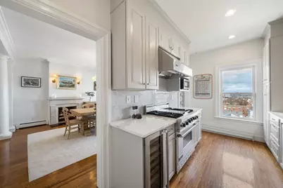 27 Monument Square #4, Boston, MA 02129 - Photo 9