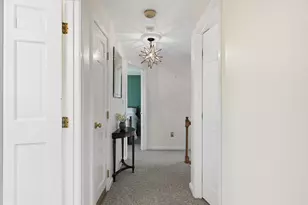 44 Wilshire Cir, Dracut, MA 01826 - Photo 21