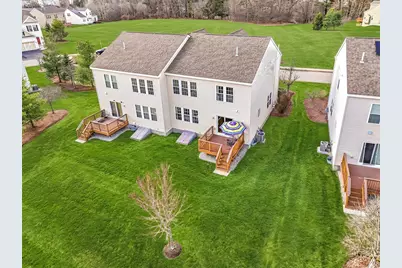 8 Crispwater Way #8, Hopkinton, MA 01748 - Photo 3