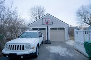 23 Wildermere St, Chicopee, MA 01020 - Photo 7