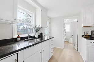 411 Danforth St, Taunton, MA 02780 - Photo 11