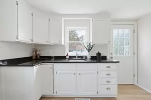 411 Danforth St, Taunton, MA 02780 - Photo 15