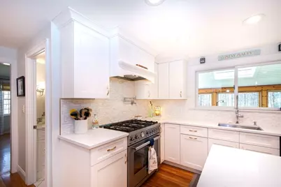 18 Longmeadow Rd, Scituate, MA 02066 - Photo 9