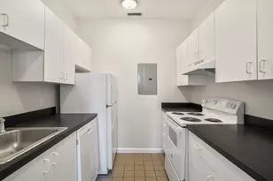 218 Thorndike, Cambridge, MA 02141 - Photo 5