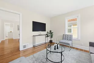 7 Hampshire St, Everett, MA 02149 - Photo 19