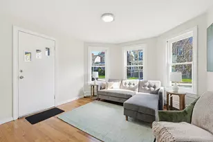 7 Hampshire St, Everett, MA 02149 - Photo 3