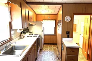 42 Taylor Point Rd, Pembroke, MA 02359 - Photo 9
