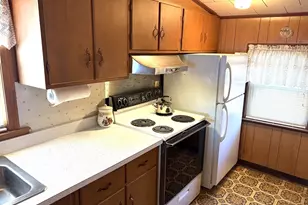 42 Taylor Point Rd, Pembroke, MA 02359 - Photo 9