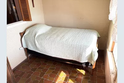 42 Taylor Point Rd, Pembroke, MA 02359 - Photo 19