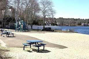 42 Taylor Point Rd, Pembroke, MA 02359 - Photo 21