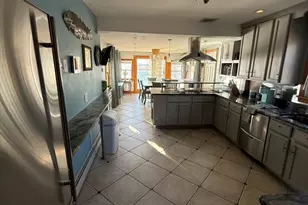 231 Court Rd, Winthrop, MA 02152 - Photo 3