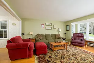 14 Wyndhurst Dr, Holden, MA 01520 - Photo 5