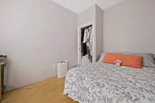 662 E 7th St, Boston, MA 02127 - Photo 5