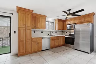 24 Clark St, Salem, MA 01970 - Photo 9