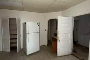 31 Rosedale St, Boston, MA 02124 - Photo 5