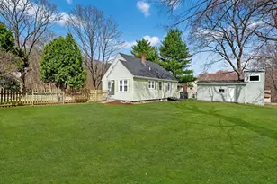 41 Clinton St, Marlborough, MA 01752 - Photo 5