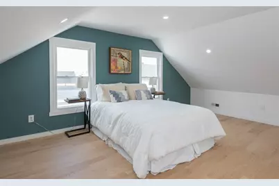 142 Concord St, Lowell, MA 01852 - Photo 21