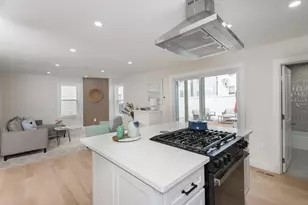 142 Concord St, Lowell, MA 01852 - Photo 9