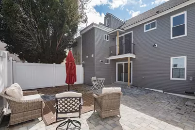 142 Concord St, Lowell, MA 01852 - Photo 27