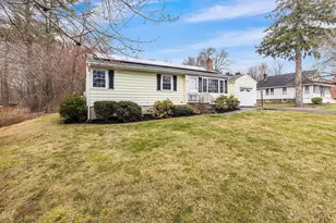 236 Village St, Medway, MA 02053 - Photo 37