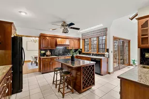 1 Briarwood Ln, Burlington, MA 01803 - Photo 17