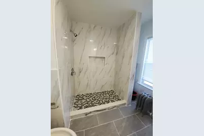 137 Cobb St, Springfield, MA 01119 - Photo 13