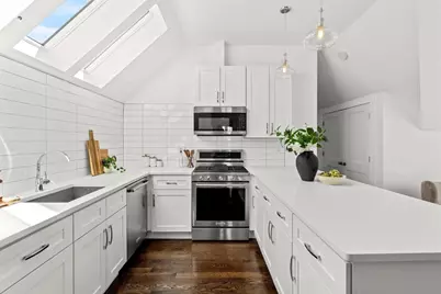 9 Upham Ave #3, Boston, MA 02125 - Photo 3