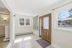 222 E Main St, Georgetown, MA 01833 - Photo 27