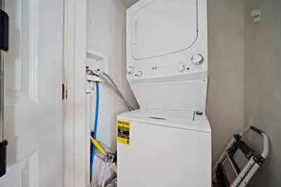 662 E 7th Street #3, Boston, MA 02127 - Photo 11