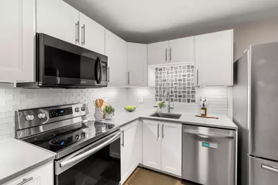 3920 Mystic Valley Pkwy #704, Medford, MA 02155 - Photo 13
