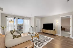 3920 Mystic Valley Pkwy, Medford, MA 02155 - Photo 3