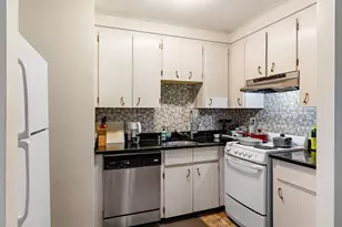 10 Scottfield Rd, Boston, MA 02134 - Photo 15