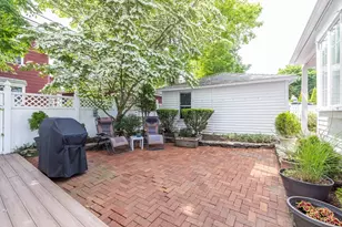 390 Weld St, Boston, MA 02132 - Photo 25
