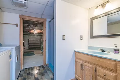 27 East Circle Drive, East Longmeadow, MA 01028 - Photo 33