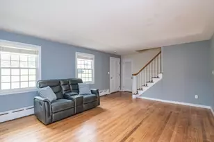 27 E Circle Dr, East Longmeadow, MA 01028 - Photo 15