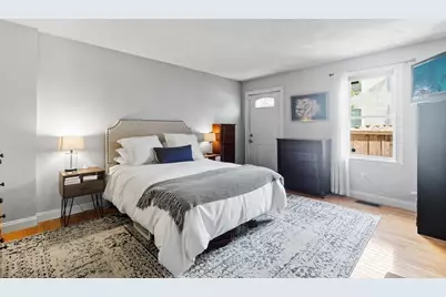 194 E St #1, Boston, MA 02127 - Photo 7