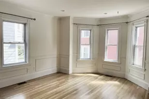 8 White Ave, Brookline, MA 02467 - Photo 3