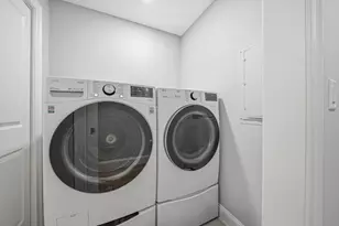 29 Bridge St, Lexington, MA 02421 - Photo 35