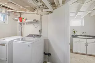 70 Hopkins Pl, Longmeadow, MA 01106 - Photo 35