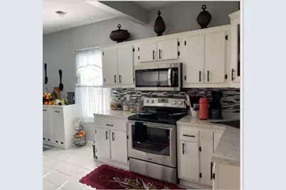 455 Dwelly St, Fall River, MA 02724 - Photo 5