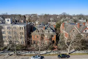 1762 Beacon St, Brookline, MA 02445 - Photo 13