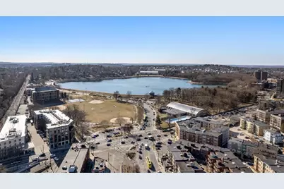 1762 Beacon St #1, Brookline, MA 02445 - Photo 15