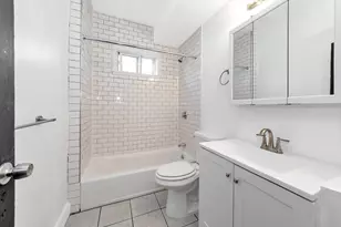 18 Peverell St, Boston, MA 02125 - Photo 15