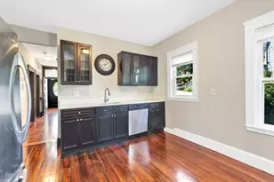 18 Peverell St, Boston, MA 02125 - Photo 11