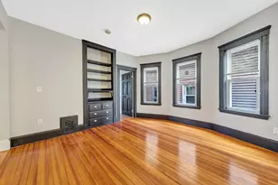 18 Peverell St, Boston, MA 02125 - Photo 21