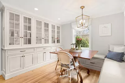 27 Radcliffe Rd, Wellesley, MA 02482 - Photo 9